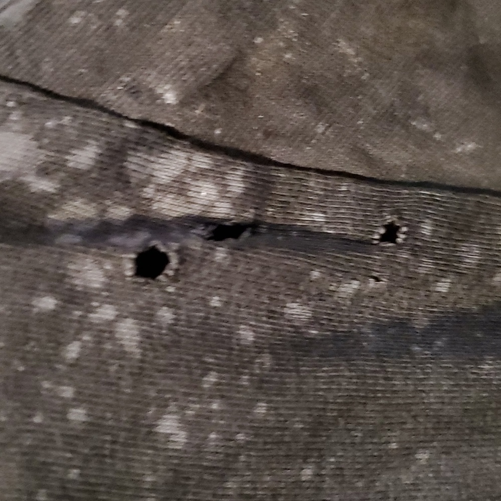 Shirt - Picture 2 of 4